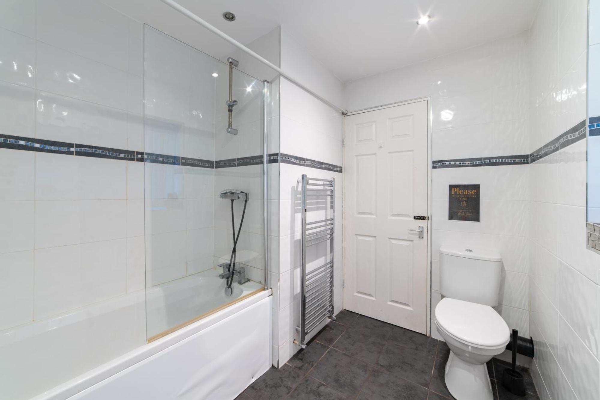 Cozy Rooms In Shared Accommodation Near Anfield Stadium With Parking And Wifi Liverpool Luaran gambar