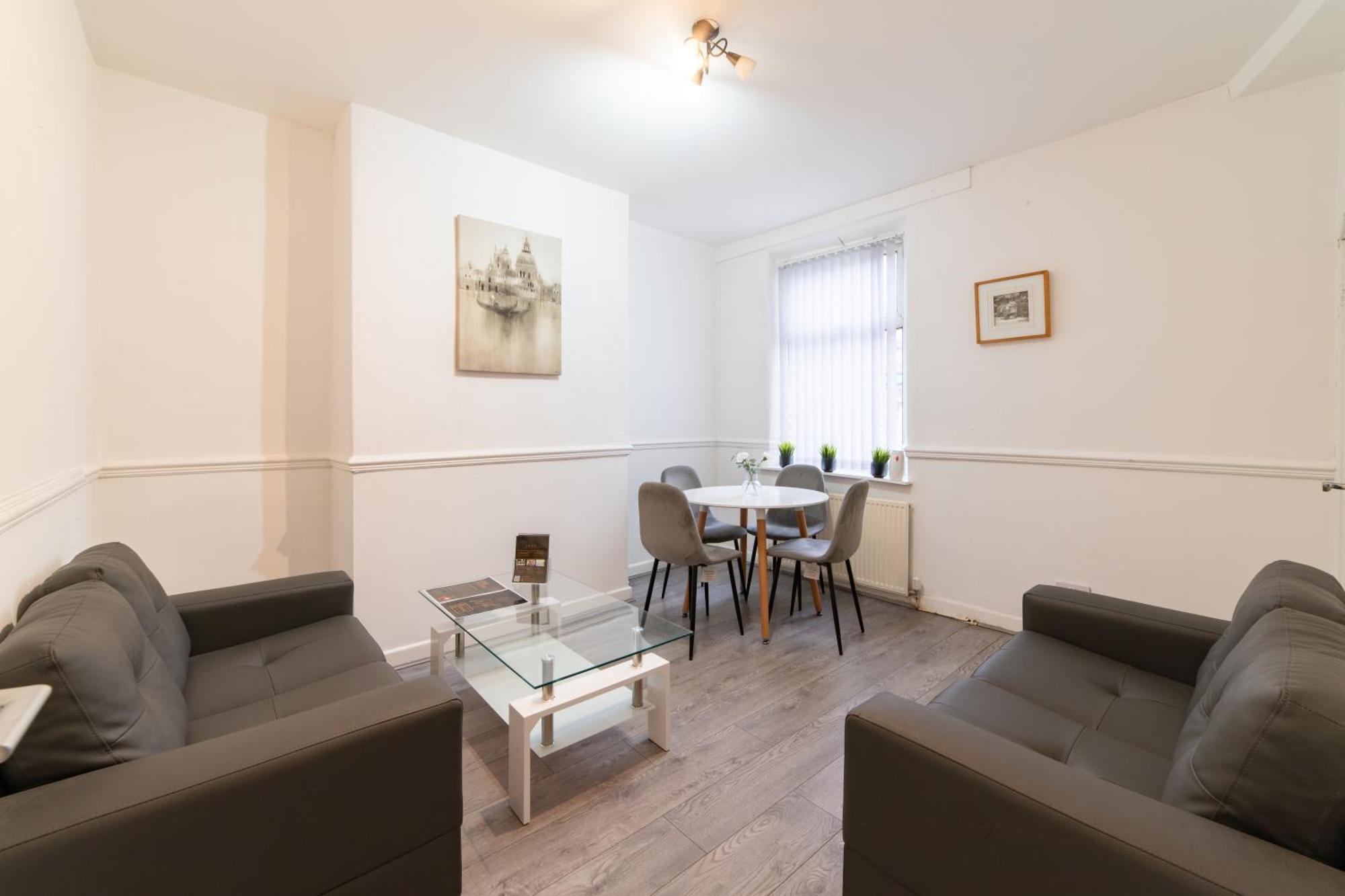 Cozy Rooms In Shared Accommodation Near Anfield Stadium With Parking And Wifi Liverpool Luaran gambar