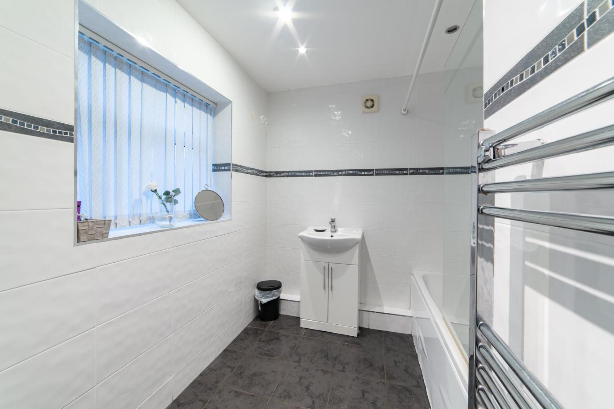 Cozy Rooms In Shared Accommodation Near Anfield Stadium With Parking And Wifi Liverpool Luaran gambar