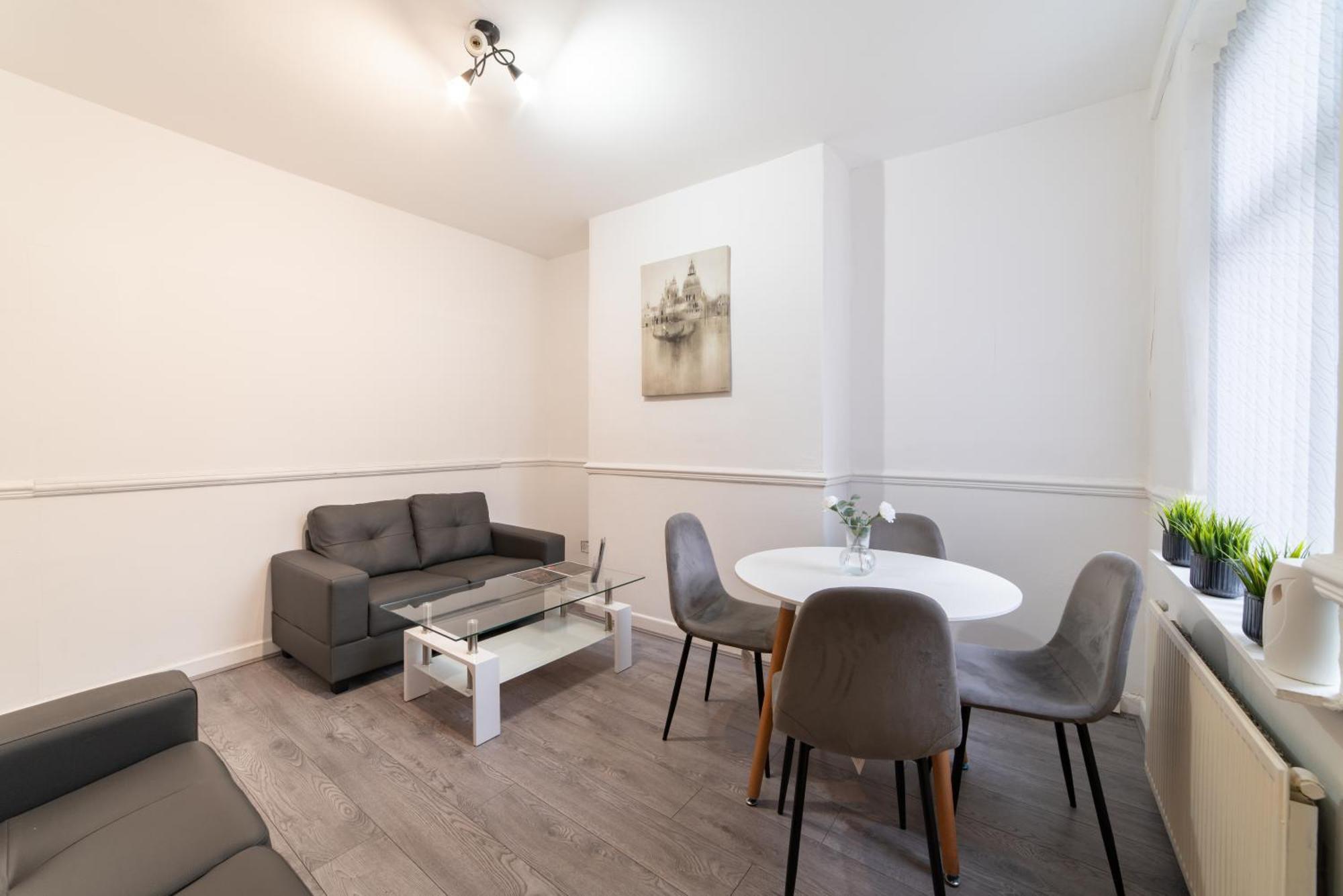 Cozy Rooms In Shared Accommodation Near Anfield Stadium With Parking And Wifi Liverpool Luaran gambar