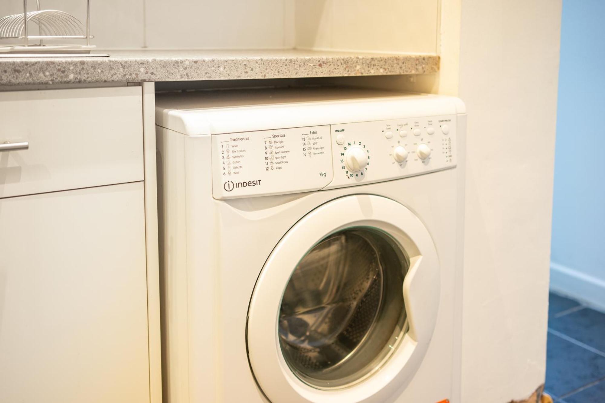 Cozy Rooms In Shared Accommodation Near Anfield Stadium With Parking And Wifi Liverpool Luaran gambar
